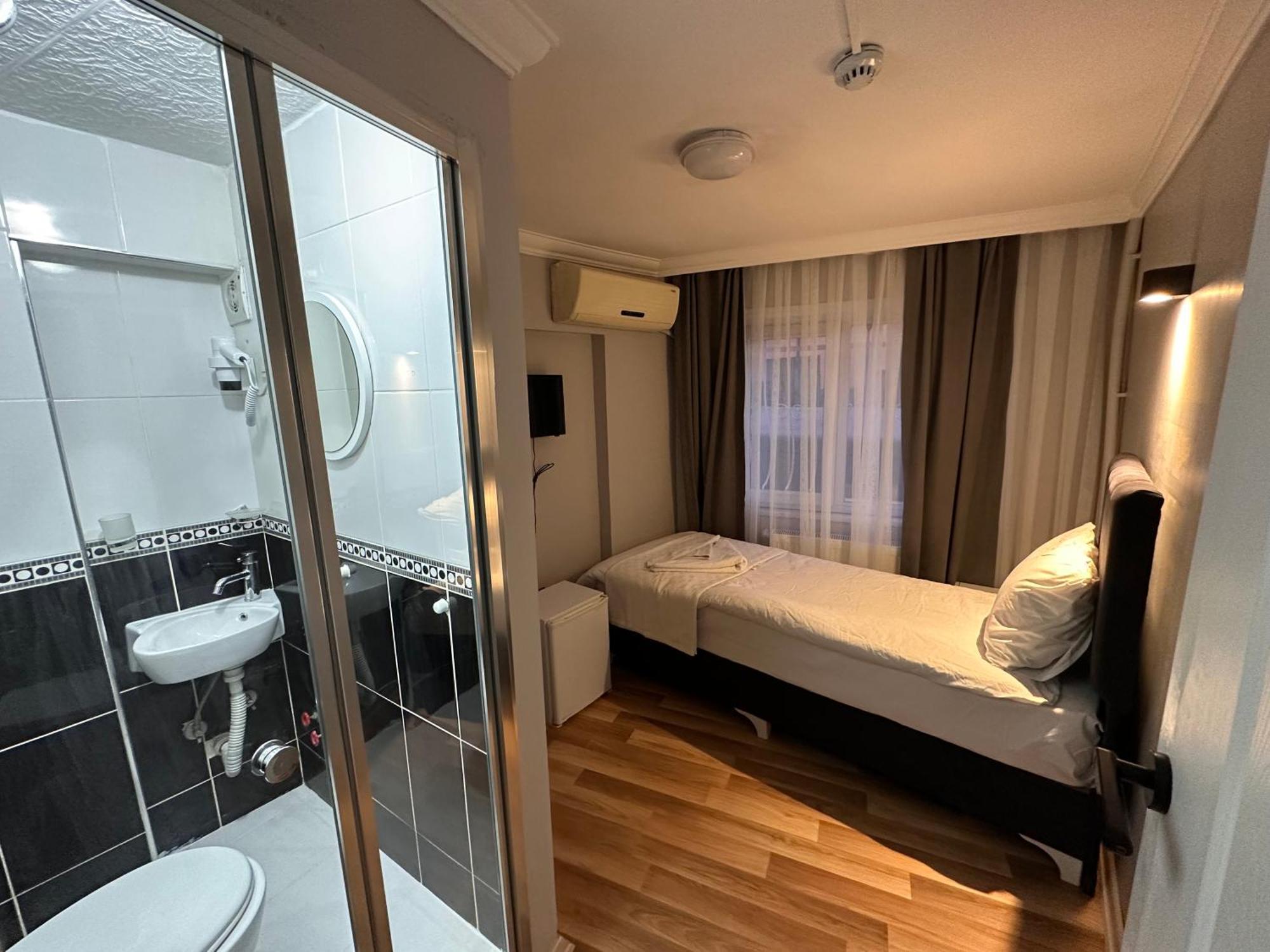 Asparagus Hotel & Suites Old City Istanbul Bagian luar foto